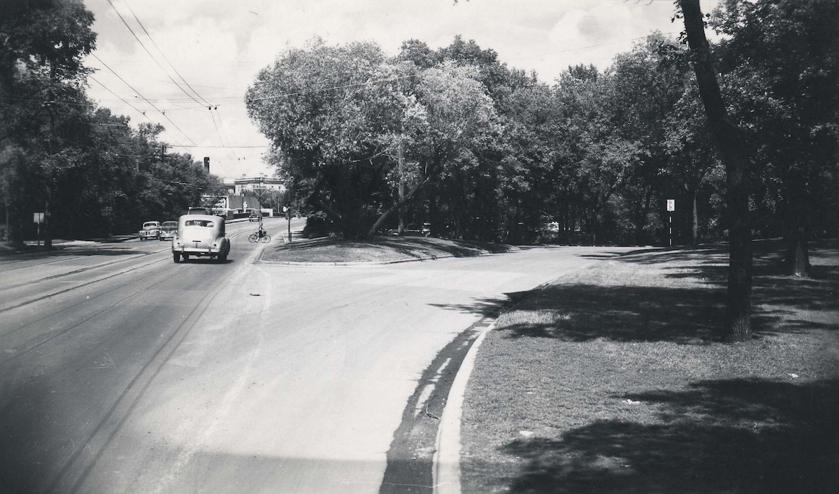 1940ca - Thoroughfares Academy Road at Wellington Crescent