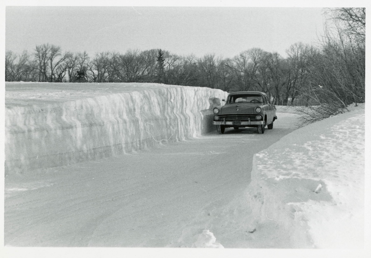 1955 - Large snowbanks in Assiniboine Park