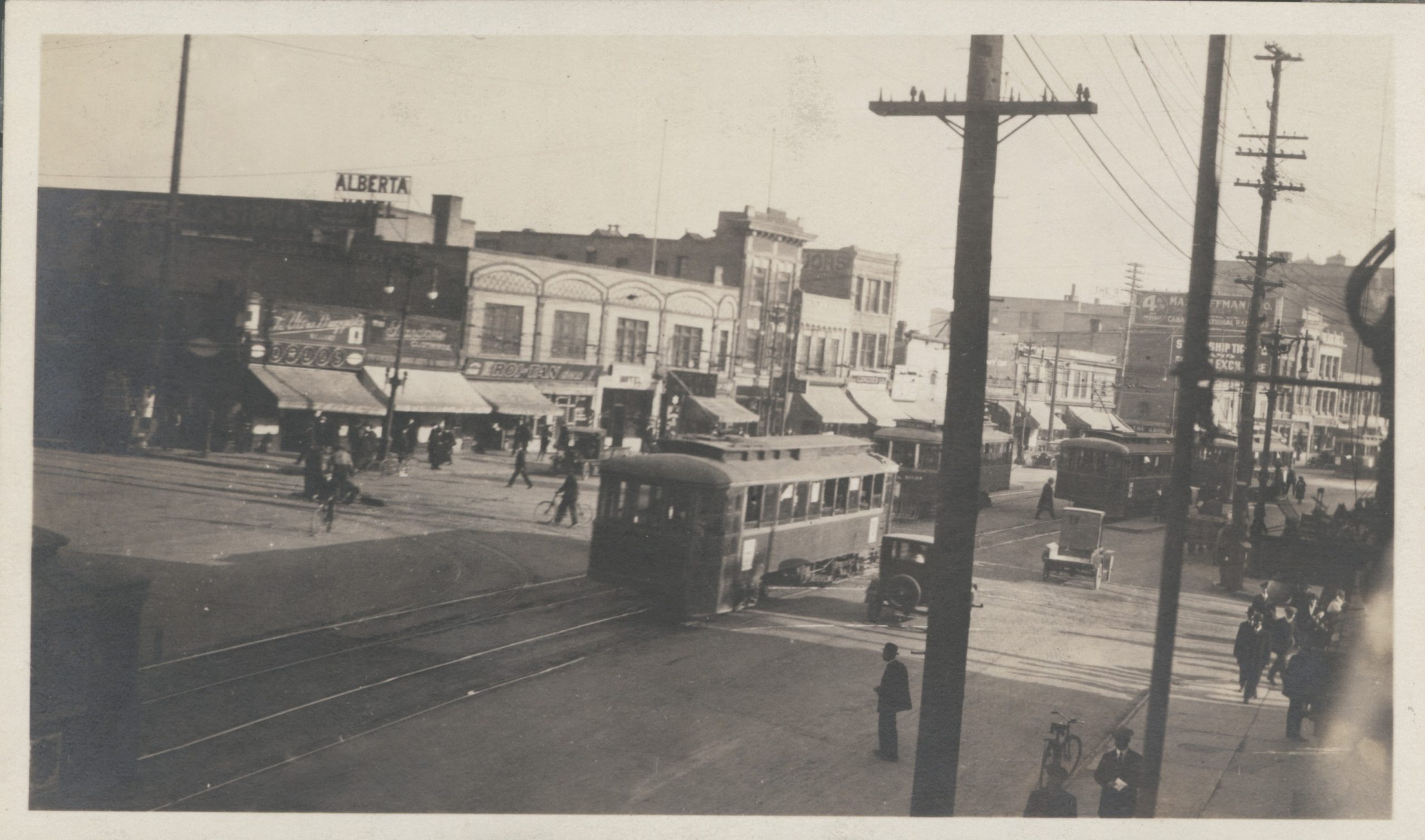1930-View of Main Street south from Higgins showing Alberta Hotel